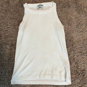 LNA cropped, rib tank